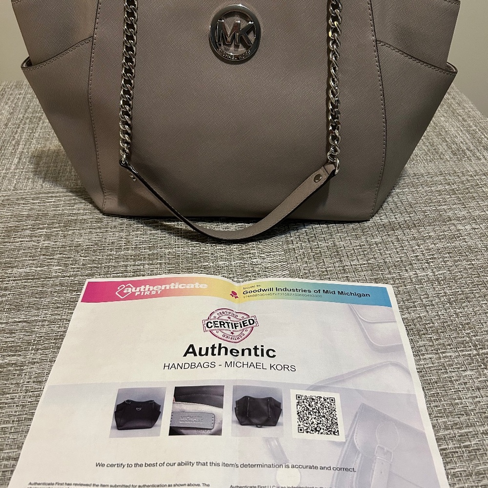#MichaelKors #MKBag #MichaelKorsTote #MKHandbag #MichaelKorsPurse #JetSetTote #C